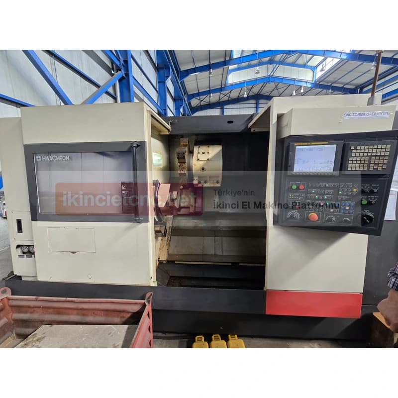 Hwacheon Hi-Tech 300 Fanuc 18i-TB Kontrol Üniteli 10 İnç CNC Torna